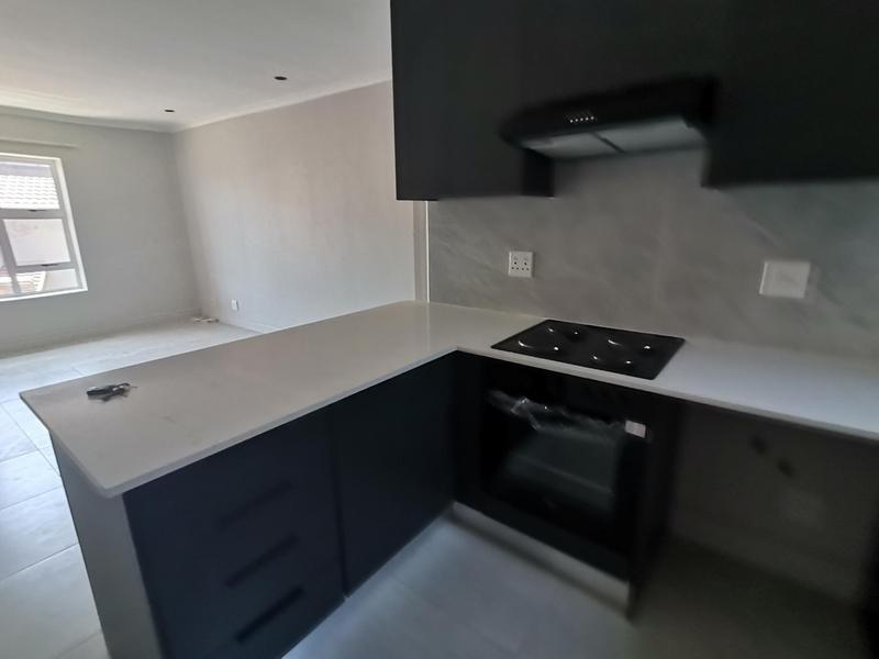 3 Bedroom Property for Sale in Peerless Park North Western Cape